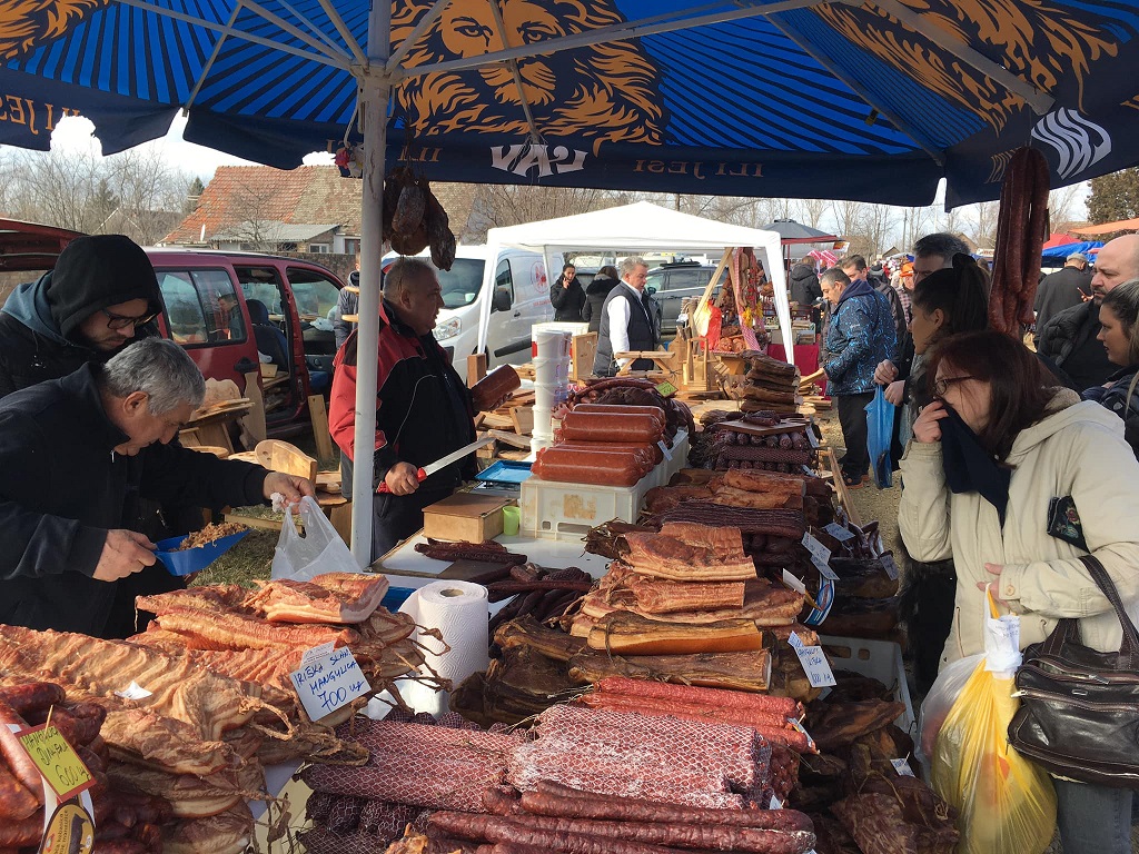 Održana osma gastro manifestacija Beloblatska kobasica 10 Beloblatska kobasica