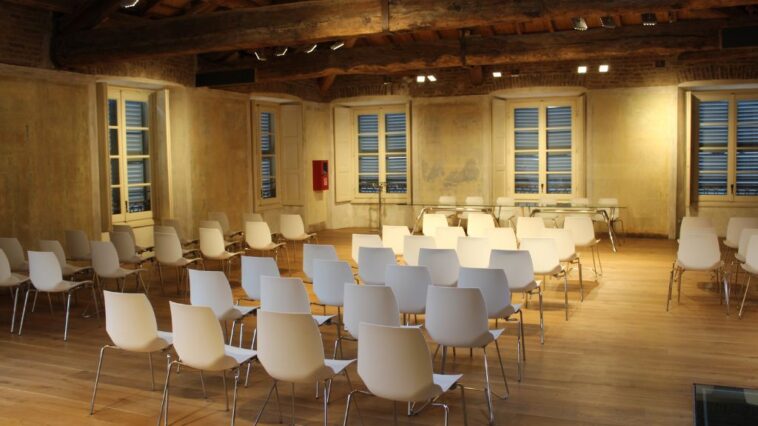 Novi javni konkurs za organizovanje manifestacija: 10 miliona dinara za jačanje kongresnog turizma 7 Konkurs za organizovanje manifestacija